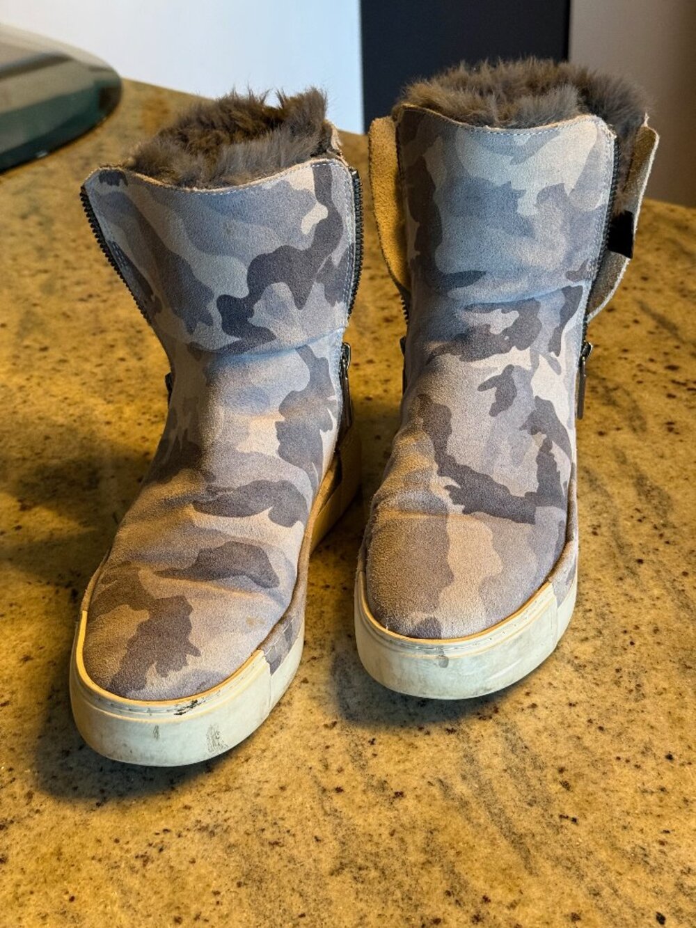 J/SLIDES NYC - Victory Double Zip Boot In Gray Camo Size 6